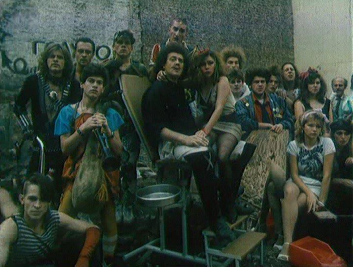 Кадр из фильма Бакенбарды (1990)
