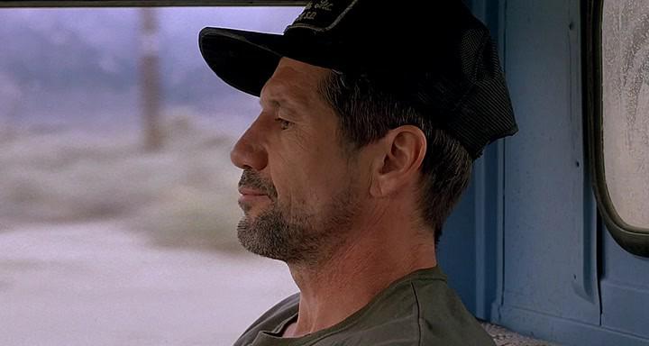 Кадр из фильма Дрожь земли / Tremors (1990)