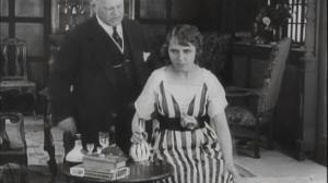 Кадры из фильма Не хочу быть мужчиной / Ich möchte kein Mann sein (1918)