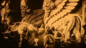 Кадры из фильма Нетерпимость / Intolerance: Love's Struggle Throughout the Ages (1916)