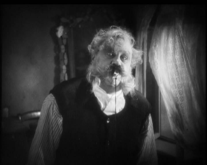 Кадр из фильма Последний человек / Der Letzte Mann (1924)