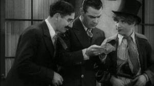 Кадры из фильма Кокосовые орешки / The Cocoanuts (1929)