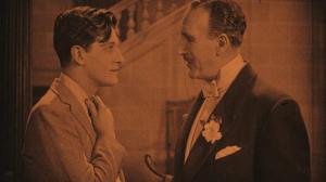 Кадры из фильма По наклонной плоскости / Downhill (1927)