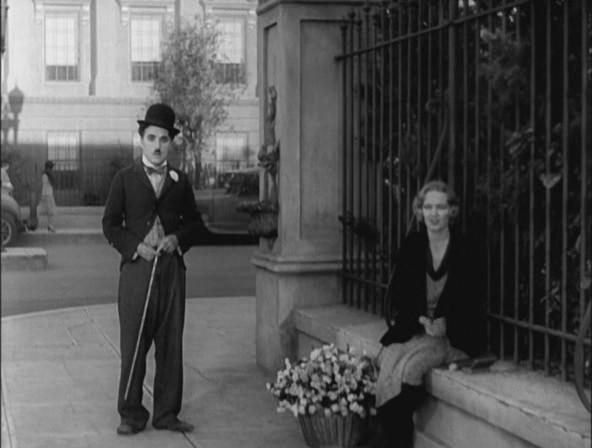 Кадр из фильма Огни большого города / City Lights (1931)