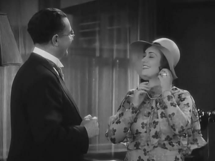 Кадр из фильма Трое с бензоколонки / Die Drei von der Tankstelle (1930)