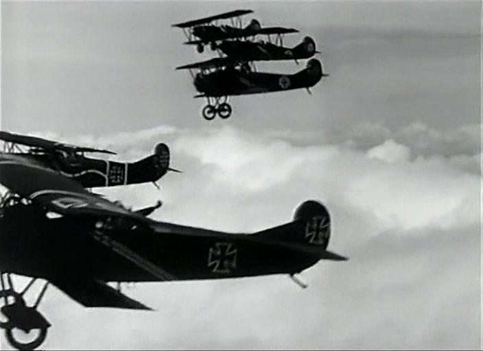 Кадр из фильма Ангелы Ада / Hell's Angels (1930)