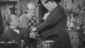 Кадры из фильма Голубой ангел / Der blaue Engel (1930)