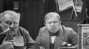 Кадры из фильма М убийца / M - Eine Stadt sucht einen Mörder (1931)