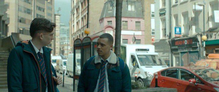Кадр из фильма iБой / iBoy (2017)
