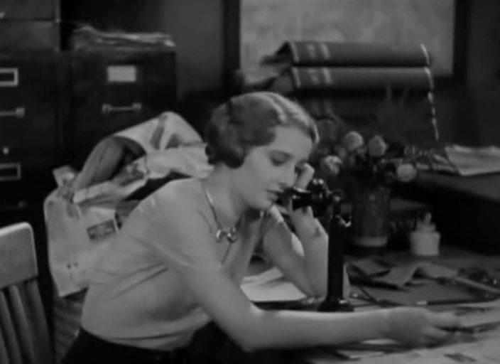 Кадр из фильма Недозволенное / Forbidden (1932)
