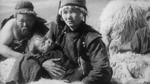 Кадры из фильма Одна (1931)