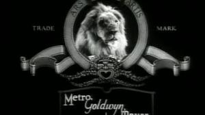 Кадры из фильма Блондинка из варьете / Blondie of the Follies (1932)
