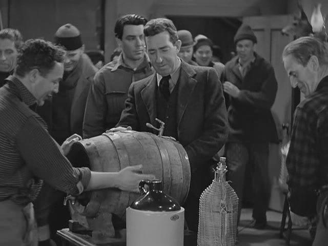 Кадр из фильма Закупочная цена / The Purchase Price (1932)
