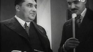 Кадры из фильма Его превосходительство субъект / Jego ekscelencja subiekt (1933)