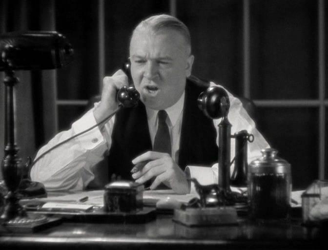 Кадр из фильма Это случилось однажды ночью / It Happened One Night (1934)