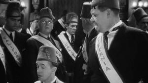 Кадры из фильма Сыновья пустыни / Sons of the Desert (1933)