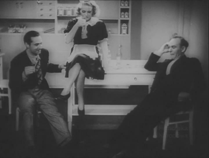 Кадр из фильма Чем мой муж занят ночью? / Co mój maz robi w nocy (1934)