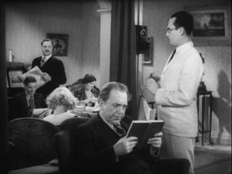 Кадр из фильма Кошачья лапа / The Cat's-Paw (1934)