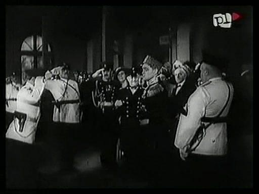 Кадр из фильма Антек-полицмейстер / Antek policmajster (1935)