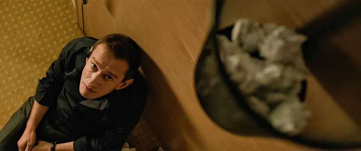 Кадр из фильма Коллектор (2016)