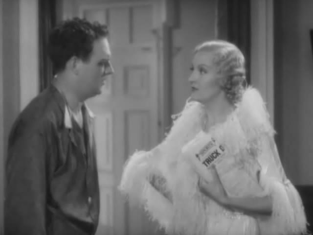 Кадр из фильма Млечный путь / The Milky Way (1936)