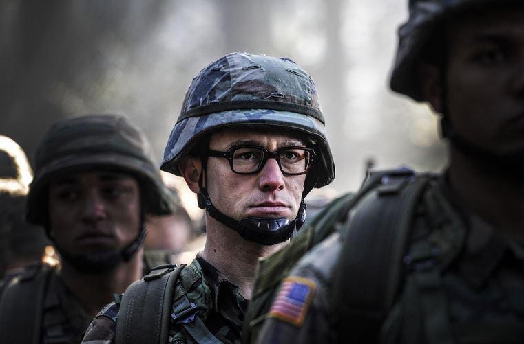 Кадр из фильма Сноуден / Snowden (2016)