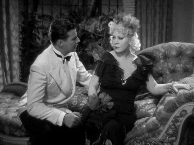 Кадр из фильма Мэй Уэст навсегда / Go West Young Man (1936)