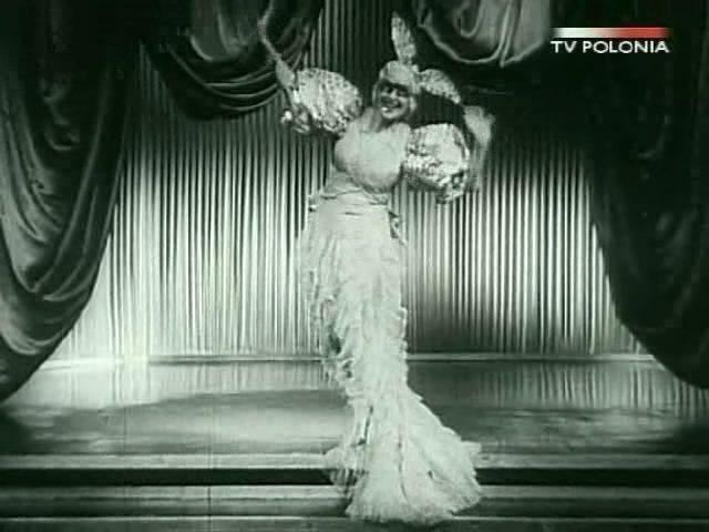 Кадр из фильма Госпожа министр танцует / Pani minister tanczy (1937)