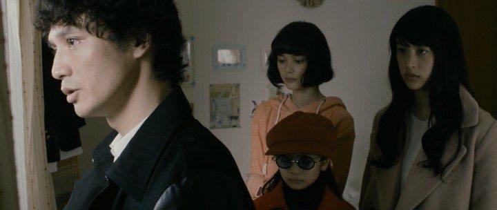 Кадр из фильма Проклятые. Противостояние / Sadako v Kayako (2016)