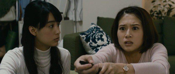 Кадр из фильма Проклятые. Противостояние / Sadako v Kayako (2016)