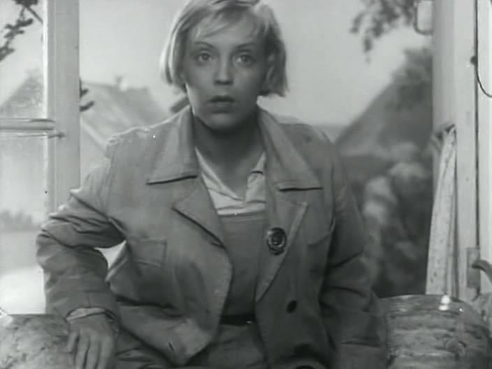 Кадр из фильма Трактористы (1939)