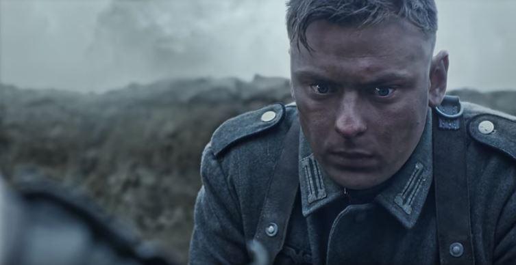 Кадр из фильма Сквозь туман (2016)