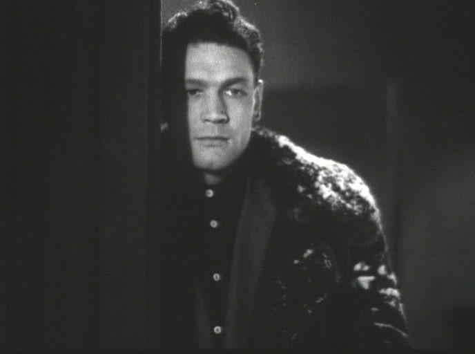 Кадр из фильма Любимая девушка (1940)