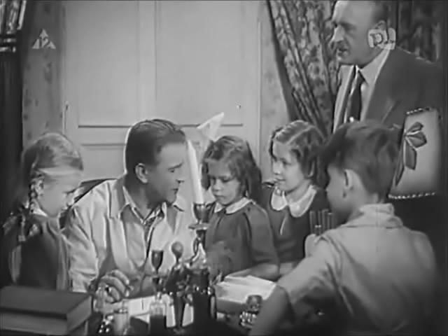 Кадр из фильма Сквозь слезы к счастью / Przez lzy do szczescia (1939)