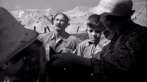 Кадры из фильма Обращение на запад / Three Faces West (1940)