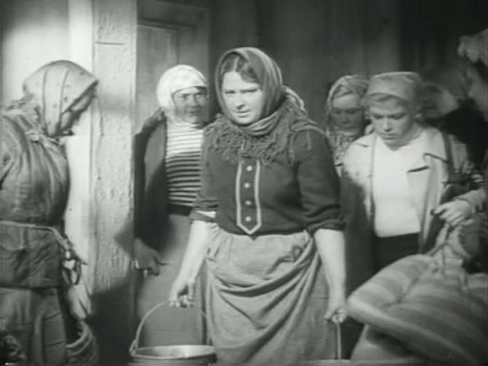 Кадр из фильма Бабы (1940)