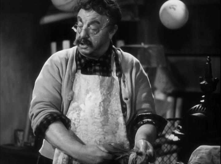 Кадр из фильма Убийство Деда Мороза / L'assassinat du Pere Noel (1941)