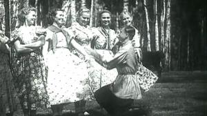 Кадры из фильма Мы ждём вас с победой (1941)