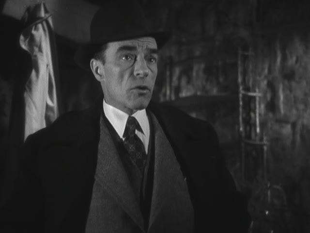 Кадр из фильма Незнакомцы в доме / Les inconnus dans la maison (1942)
