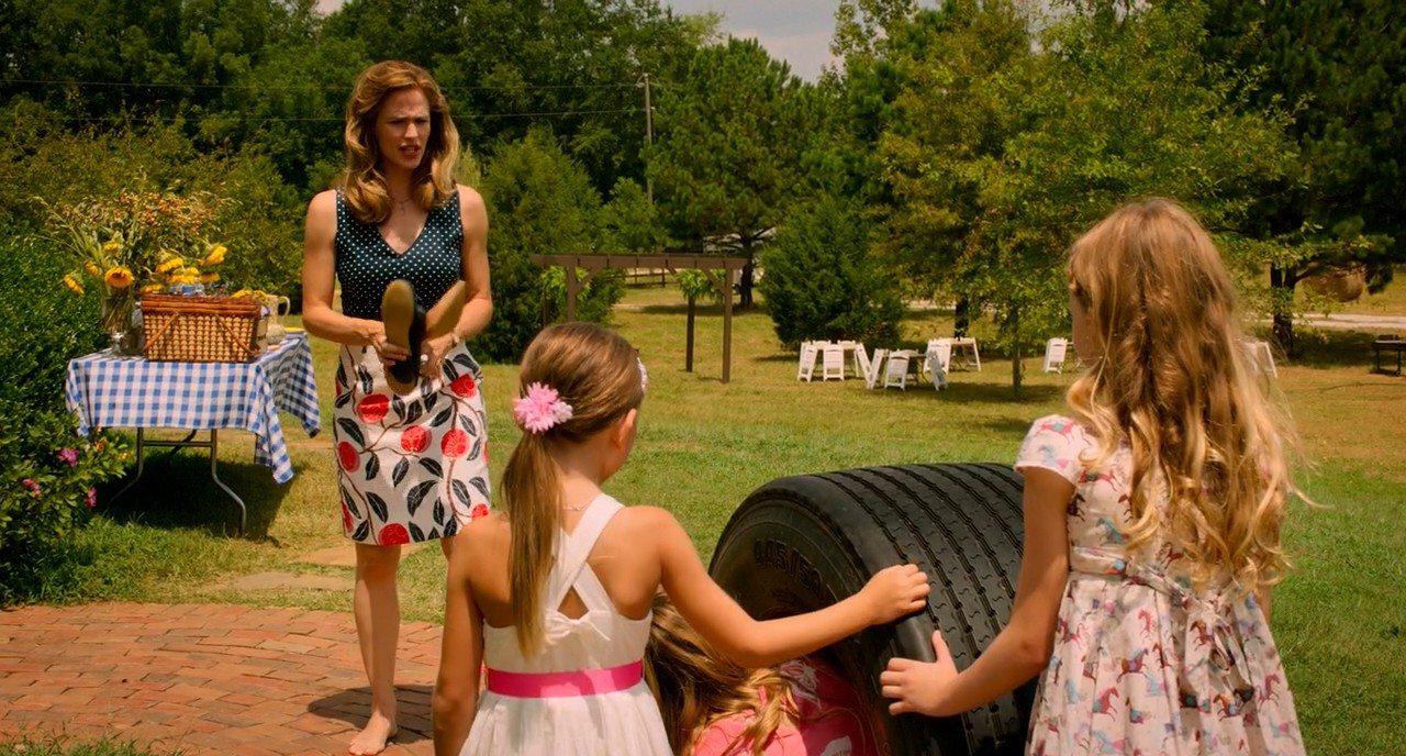 Кадр из фильма Чудеса с небес / Miracles from Heaven (2016)