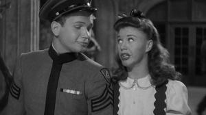 Кадры из фильма Майор и малютка / The Major and the Minor (1942)