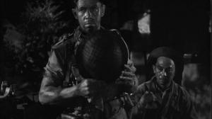Кадры из фильма Батаан / Bataan (1943)