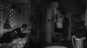Кадры из фильма Пять гробниц по пути в Каир / Five Graves to Cairo (1943)