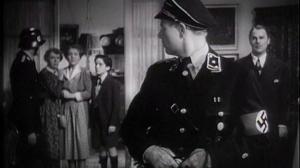 Кадры из фильма Палачи тоже умирают / Hangmen Also Die! (1943)