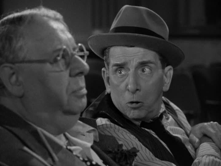 Кадр из фильма Благодари судьбу / Thank Your Lucky Stars (1943)