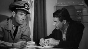 Кадры из фильма Пункт назначения – Токио / Destination Tokyo (1943)