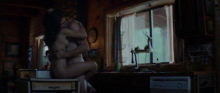Кадр из фильма Лихорадка / Cabin Fever (2016)