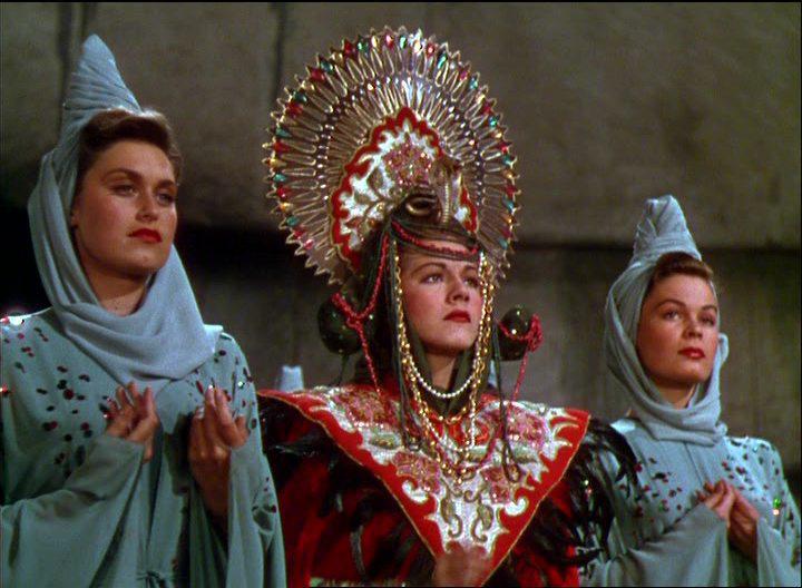 Кадр из фильма Женщина-кобра / Cobra Woman (1944)