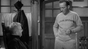 Кадры из фильма Иду своим путем / Going My Way (1944)