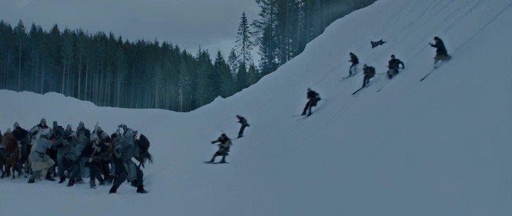 Кадр из фильма Биркебейнеры / Birkebeinerne (2016)
